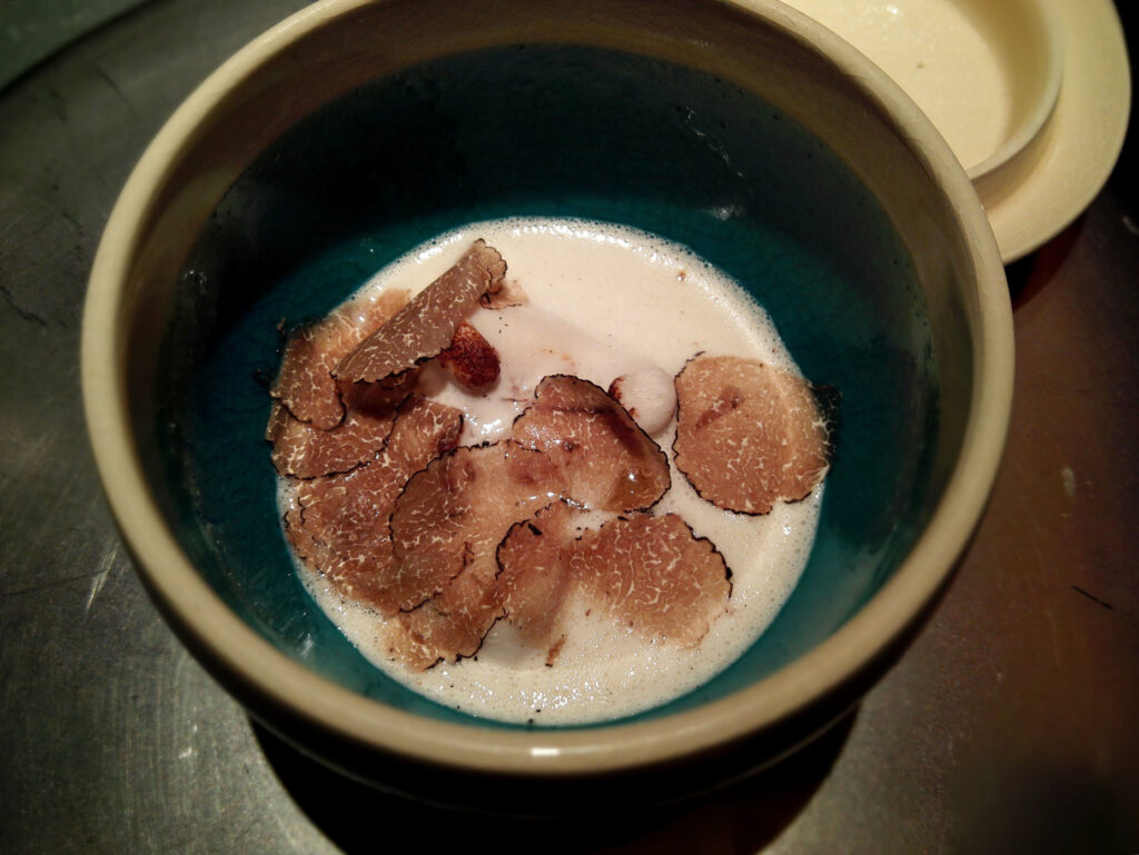 虎ふぐ白子・黒トリュフ