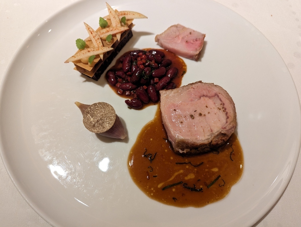 山形県産金華豚のロティ