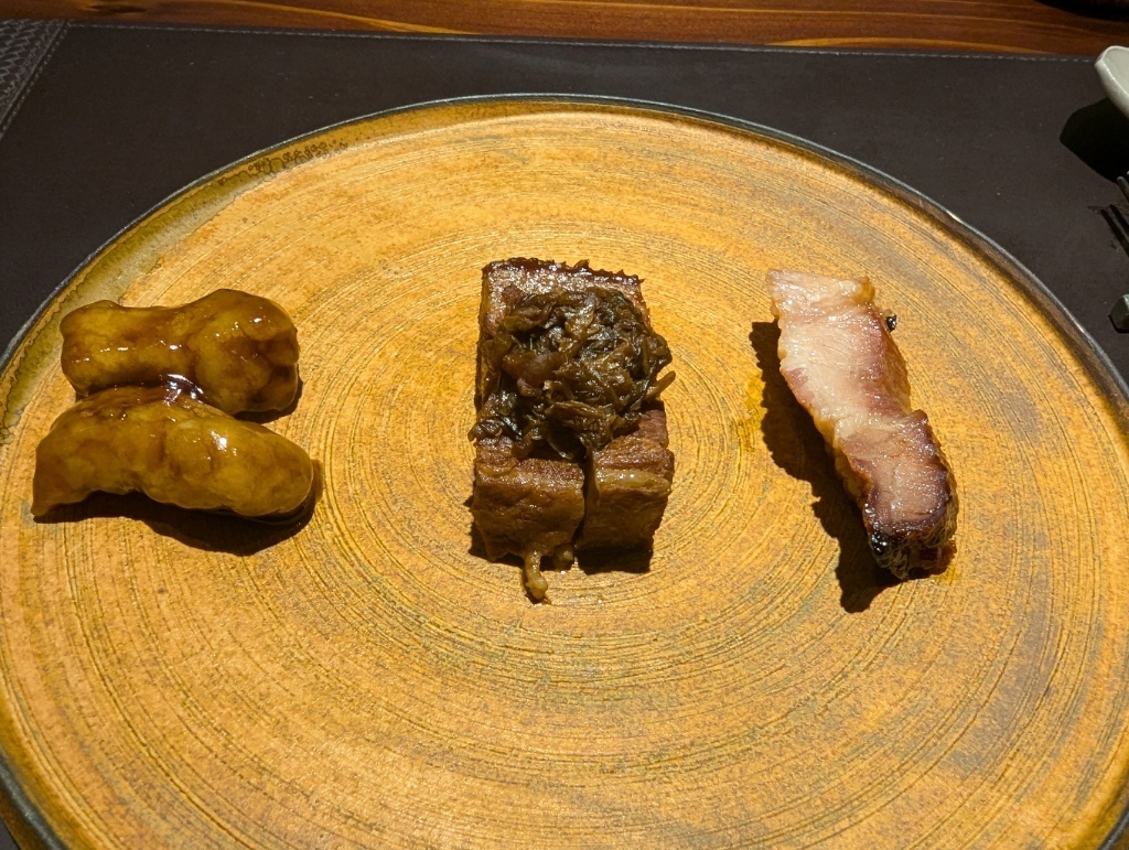 沖縄豚三種食べ比べ