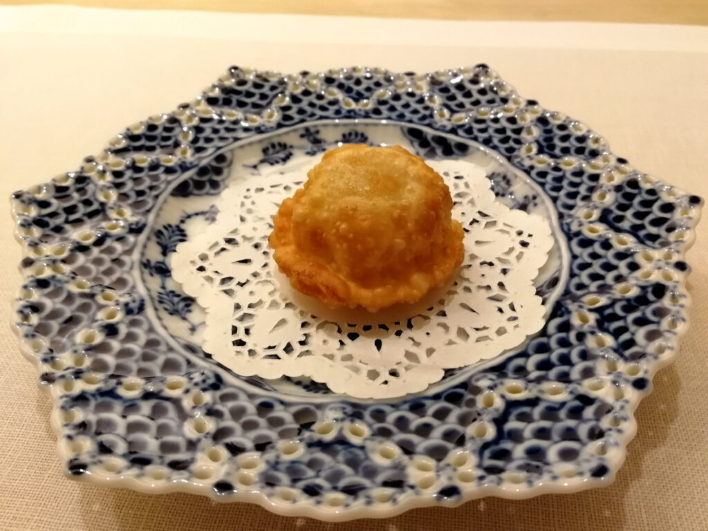 帆立と雲丹の揚げ餃子